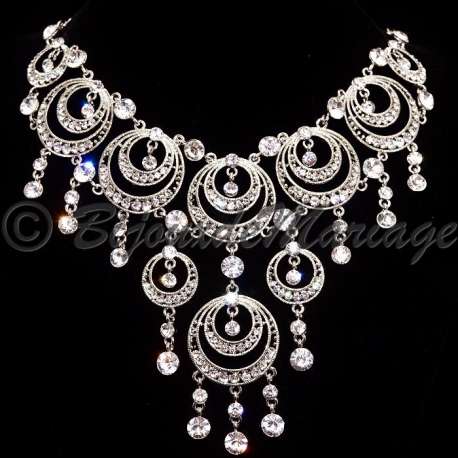 Parure bijoux LUNA, cristal, structure rhodiée, détail collier