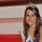 Miss Internet France 2013 porte le diadème Provence