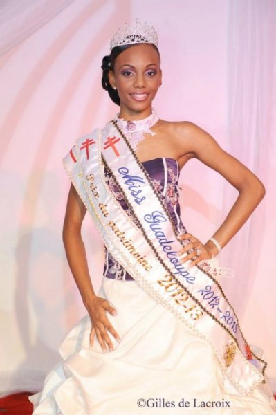 <h1>Miss Guadeloupe Prestige National, diadème Arlésienne</h1>