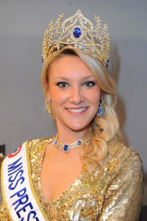 <h1>Miss Prestige National 2012, ensemble de bijoux</h1>